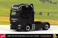 Herpa 313728 MAN TGX GX Individual Lion 4x2 Trekker zwart